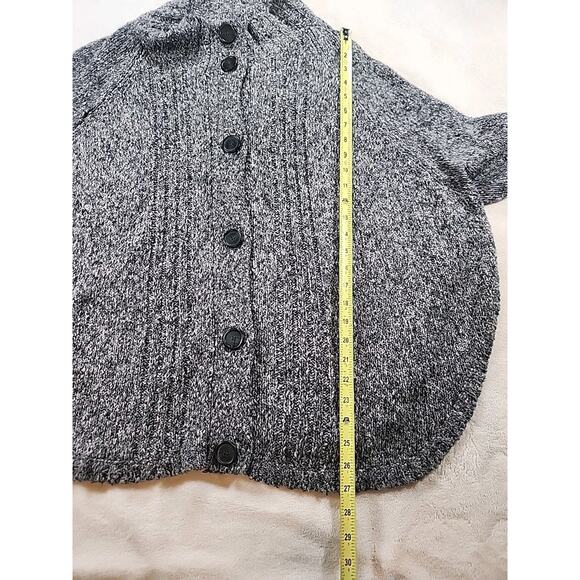 Simply Vera Vera Wanggrey, button-down, high-neck cardigan Size S/M Gray Heather - Picture 5 of 6